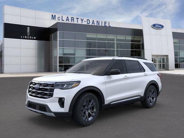 new 2025 Ford Explorer car, priced at $47,674