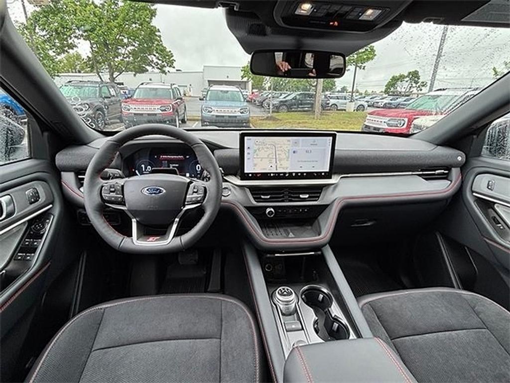 new 2025 Ford Explorer car, priced at $53,840