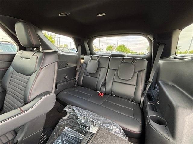 new 2025 Ford Explorer car, priced at $46,900
