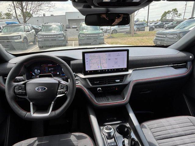 new 2025 Ford Explorer car, priced at $47,445