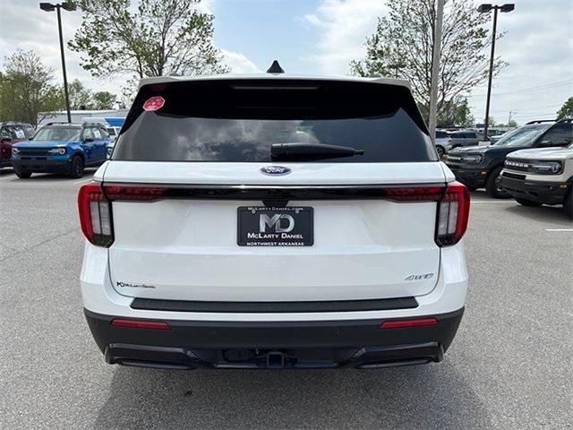 new 2025 Ford Explorer car, priced at $46,900