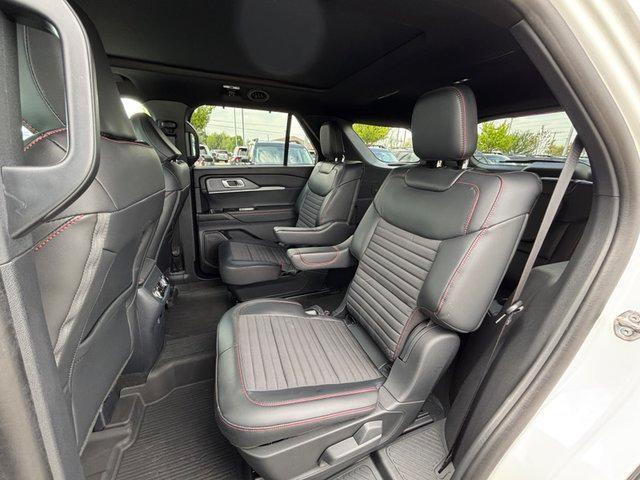 new 2025 Ford Explorer car, priced at $47,445