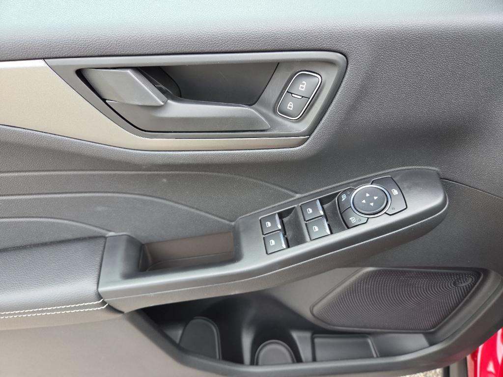 new 2025 Ford Escape car, priced at $23,904