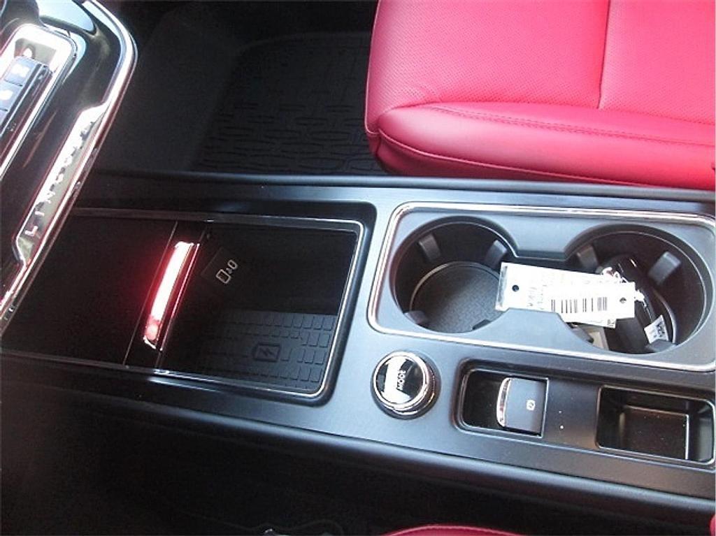new 2025 Lincoln Corsair car, priced at $49,910