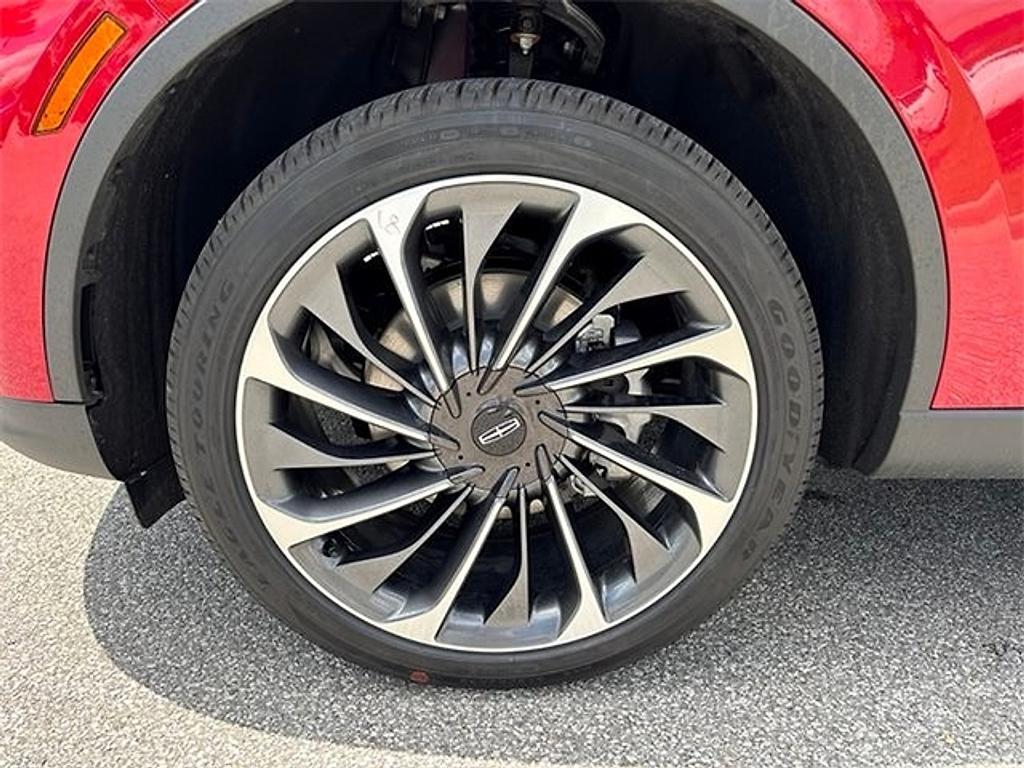 new 2025 Lincoln Aviator car, priced at $70,882