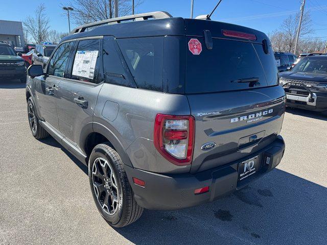new 2025 Ford Bronco Sport car, priced at $33,907