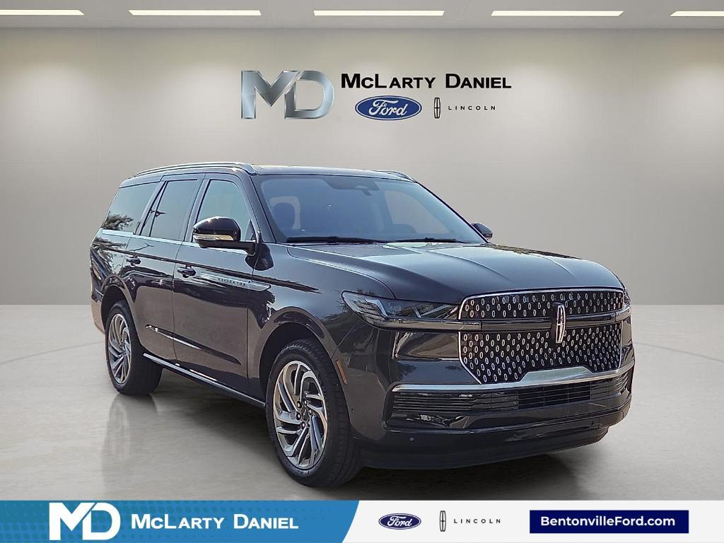 new 2025 Lincoln Navigator car, priced at $101,063