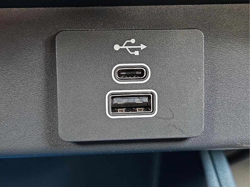 new 2025 Ford Maverick car, priced at $30,202