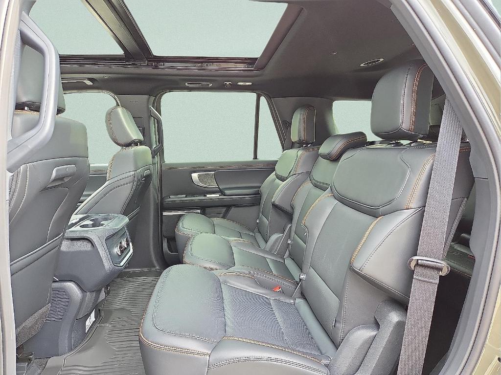 new 2025 Ford Expedition car, priced at $84,635
