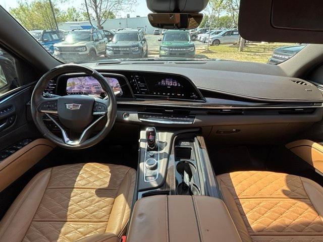 used 2021 Cadillac Escalade ESV car, priced at $50,995