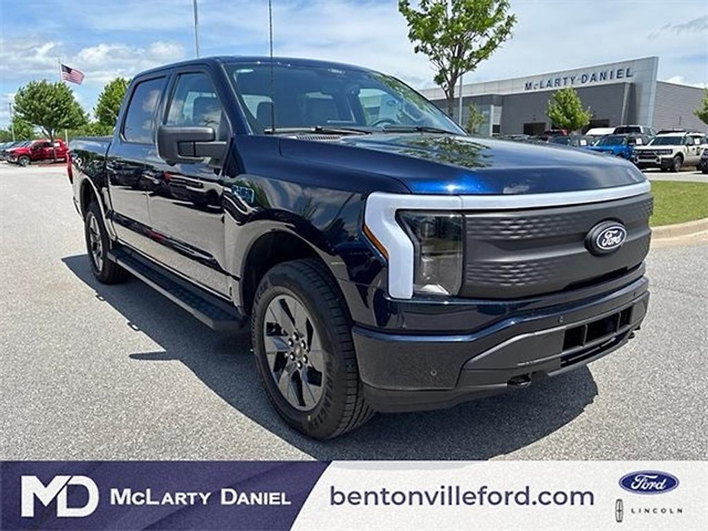 new 2025 Ford F-150 Lightning car, priced at $61,917