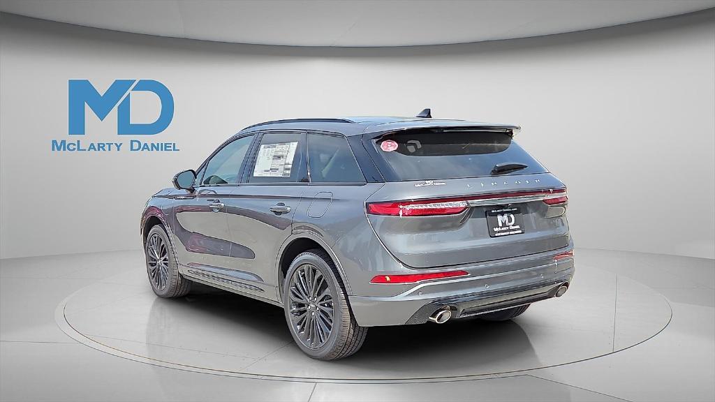 new 2025 Lincoln Corsair car, priced at $61,316