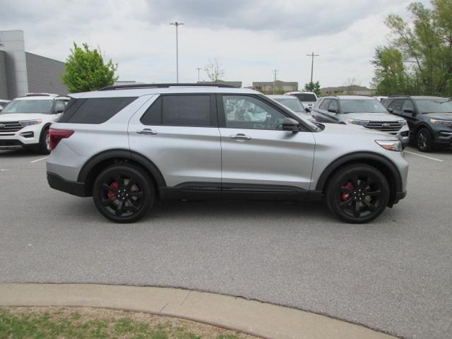 new 2024 Ford Explorer car, priced at $57,297