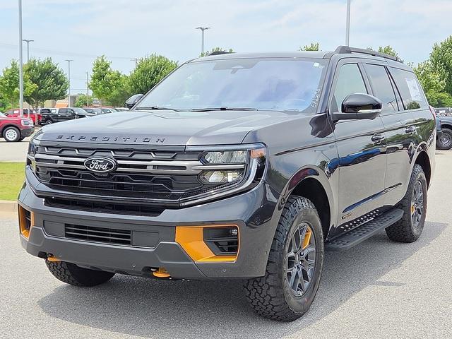 new 2025 Ford Expedition car, priced at $84,375
