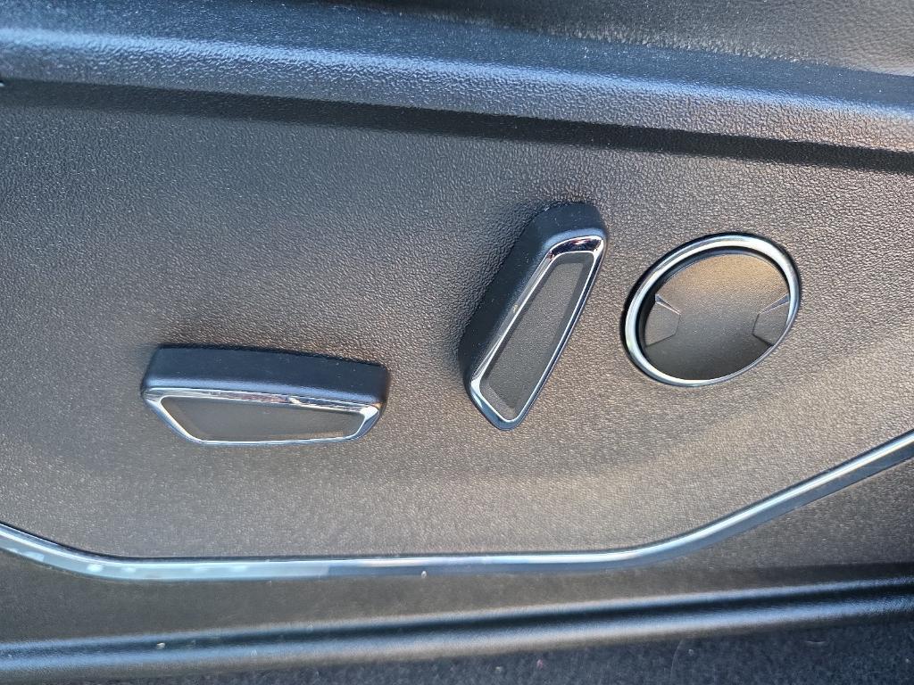 used 2023 Ford F-150 car, priced at $52,654