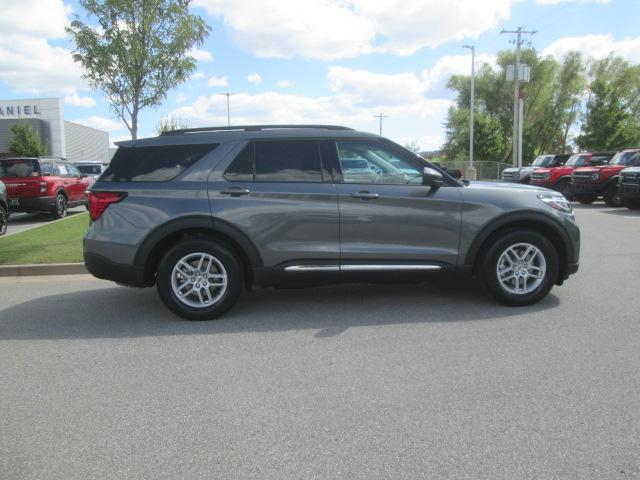 new 2025 Ford Explorer car, priced at $36,774