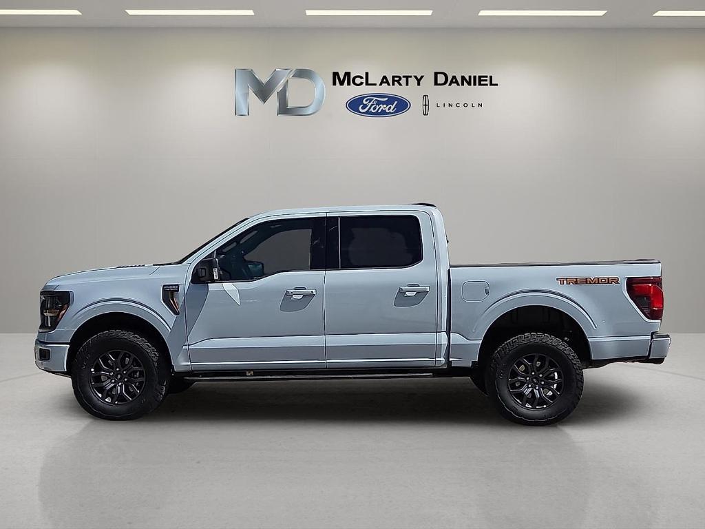 new 2025 Ford F-150 car, priced at $59,573