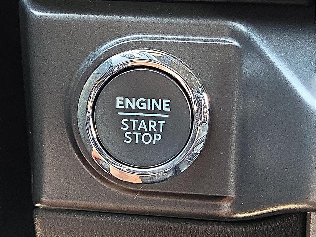 new 2025 Ford F-150 car, priced at $59,573