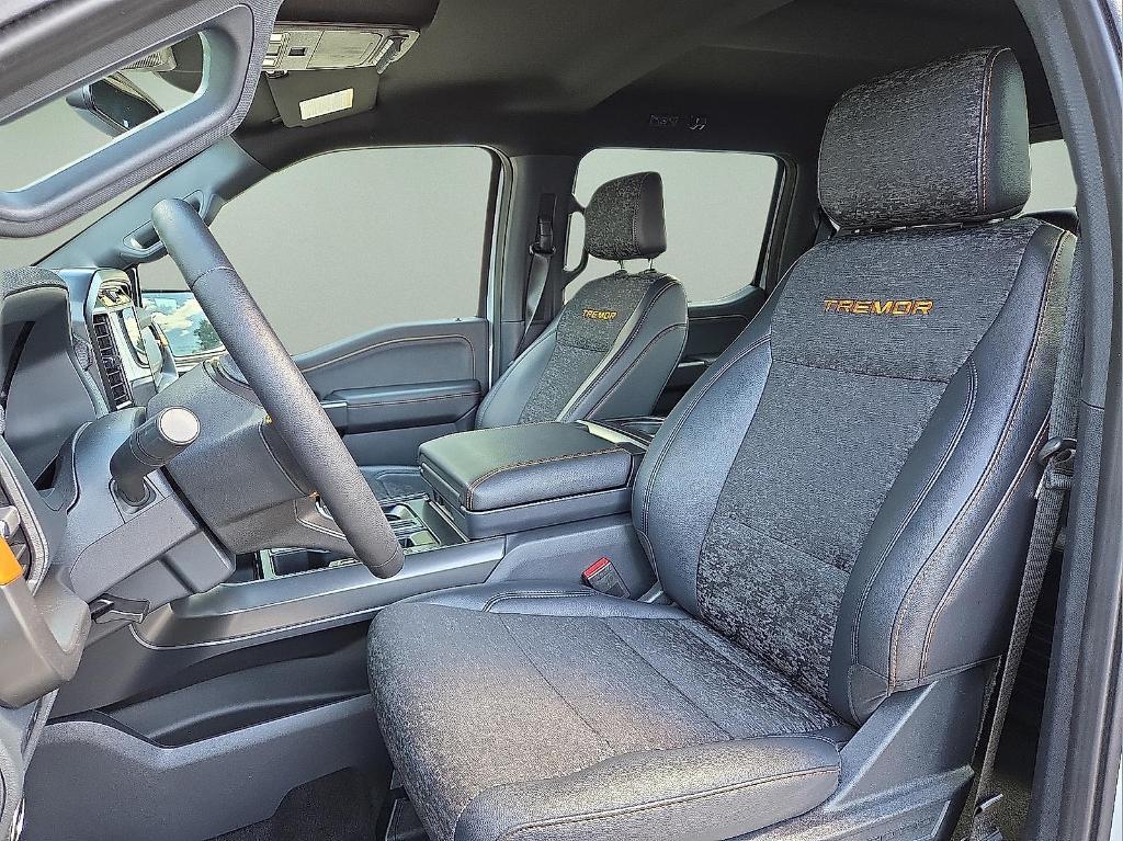 new 2025 Ford F-150 car, priced at $59,573