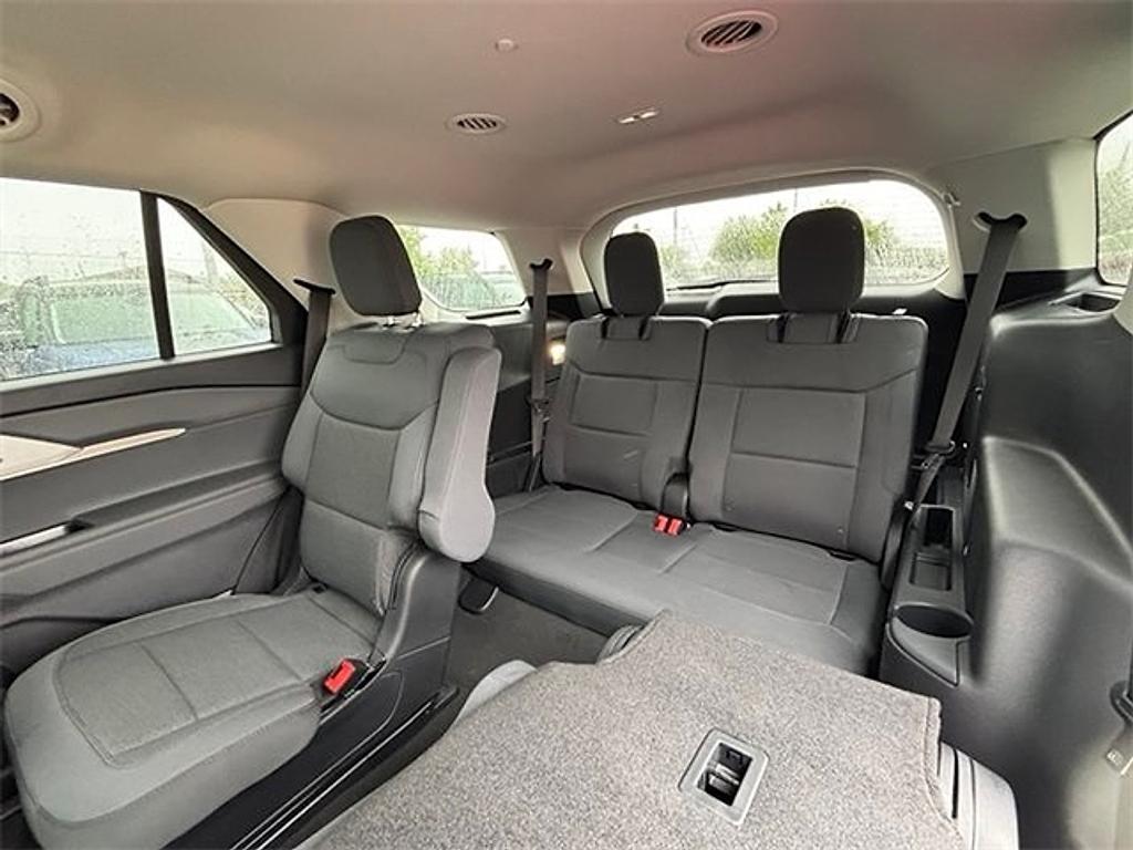 new 2025 Ford Explorer car, priced at $38,702