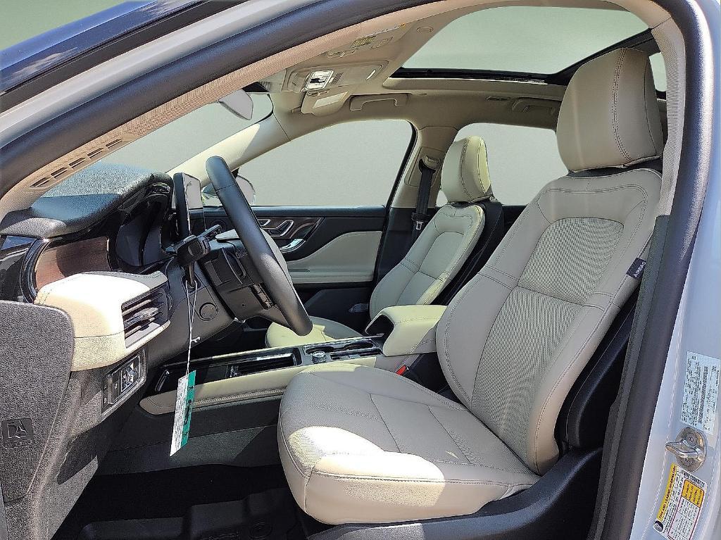 new 2025 Lincoln Corsair car, priced at $60,209