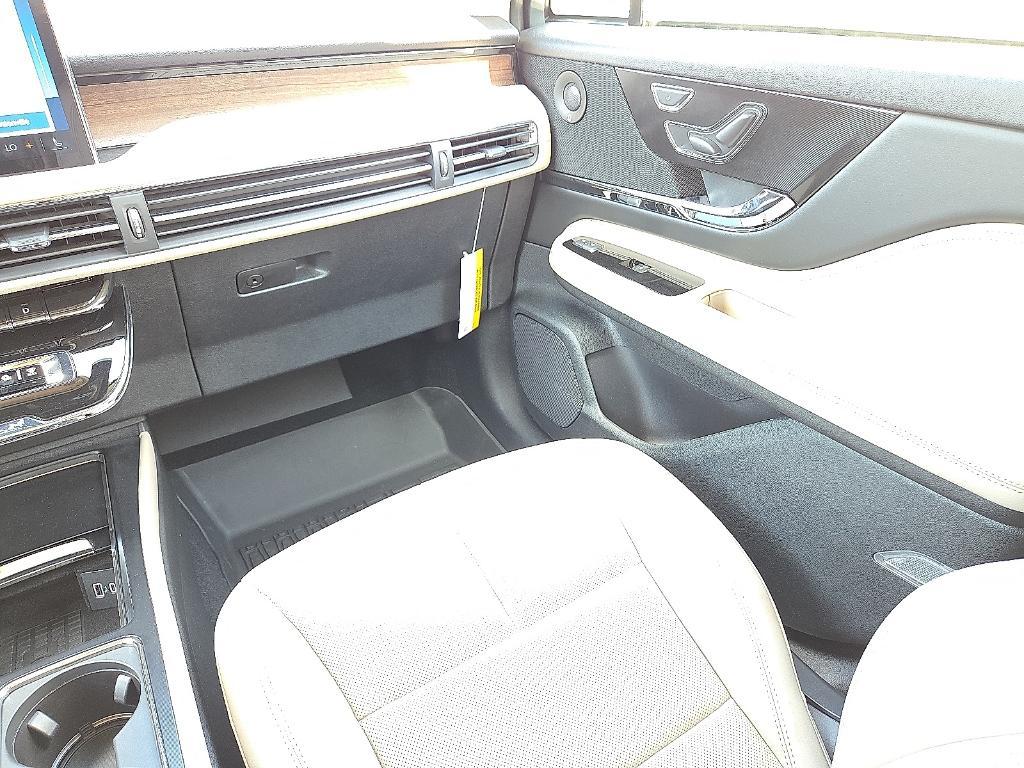 new 2025 Lincoln Corsair car, priced at $60,209