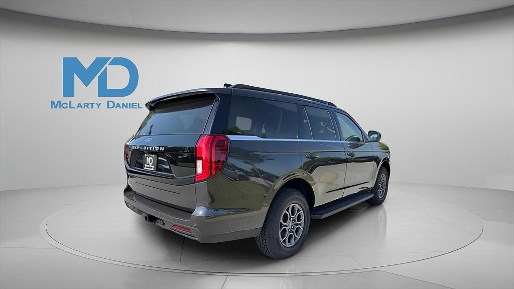 new 2025 Ford Expedition car, priced at $66,297