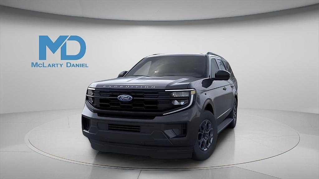 new 2025 Ford Expedition car, priced at $66,297