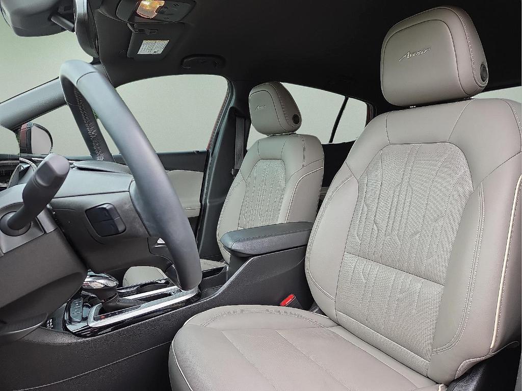 used 2024 Buick Envista car, priced at $23,266