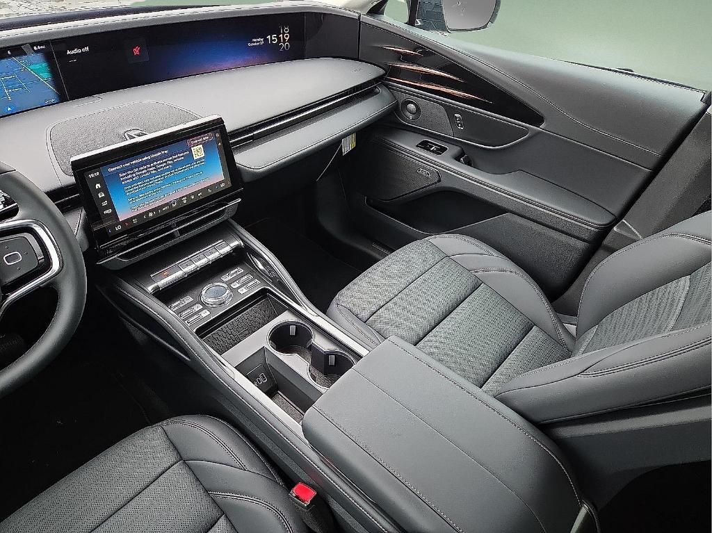 new 2026 Lincoln Nautilus car, priced at $61,675