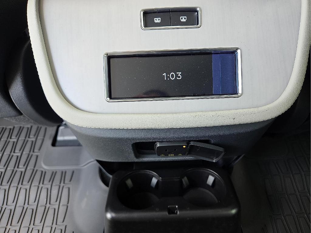 new 2025 Lincoln Navigator L car, priced at $96,681