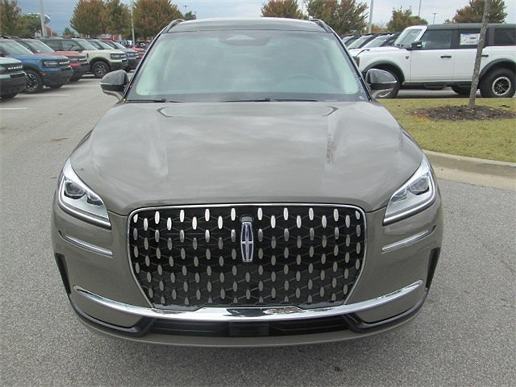 new 2025 Lincoln Corsair car, priced at $51,415