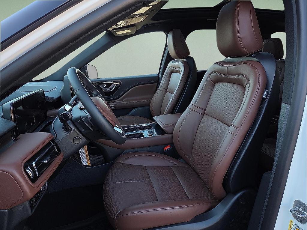 new 2026 Lincoln Aviator car, priced at $75,005