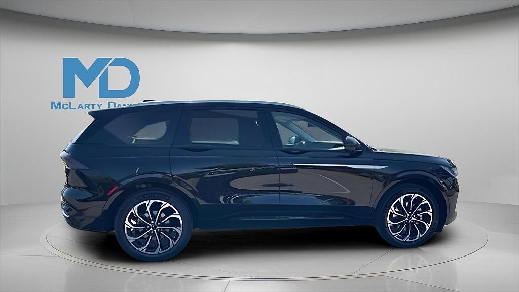 new 2025 Lincoln Nautilus car, priced at $58,590
