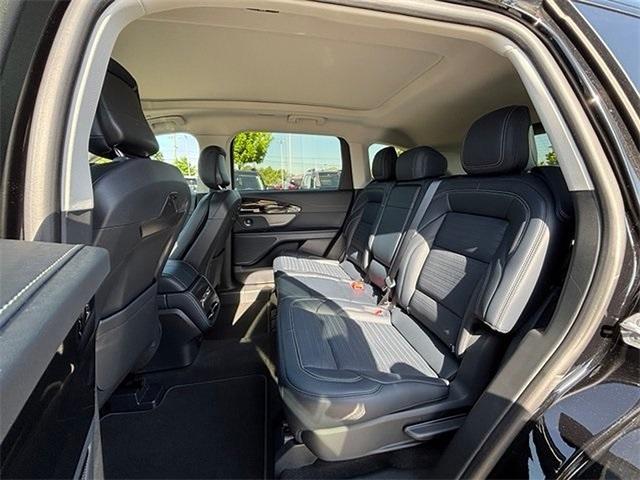 new 2025 Lincoln Nautilus car, priced at $59,892