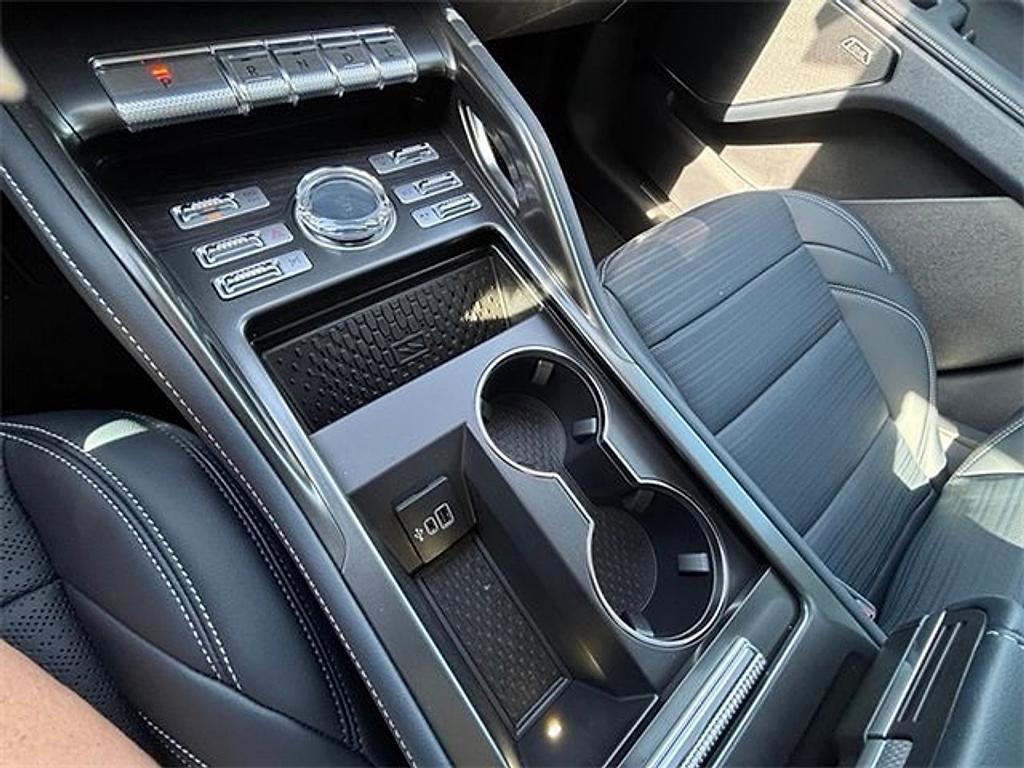 new 2025 Lincoln Nautilus car, priced at $59,892