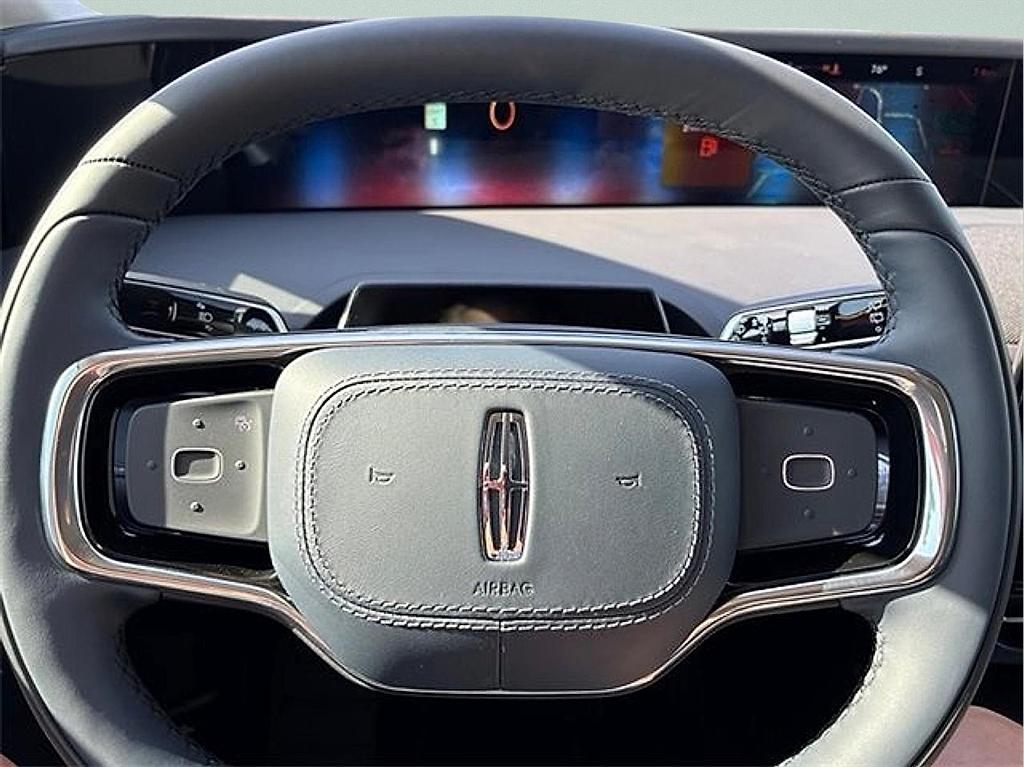 new 2025 Lincoln Nautilus car, priced at $58,590