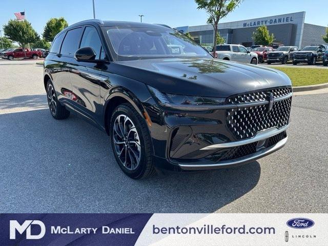 new 2025 Lincoln Nautilus car, priced at $59,892
