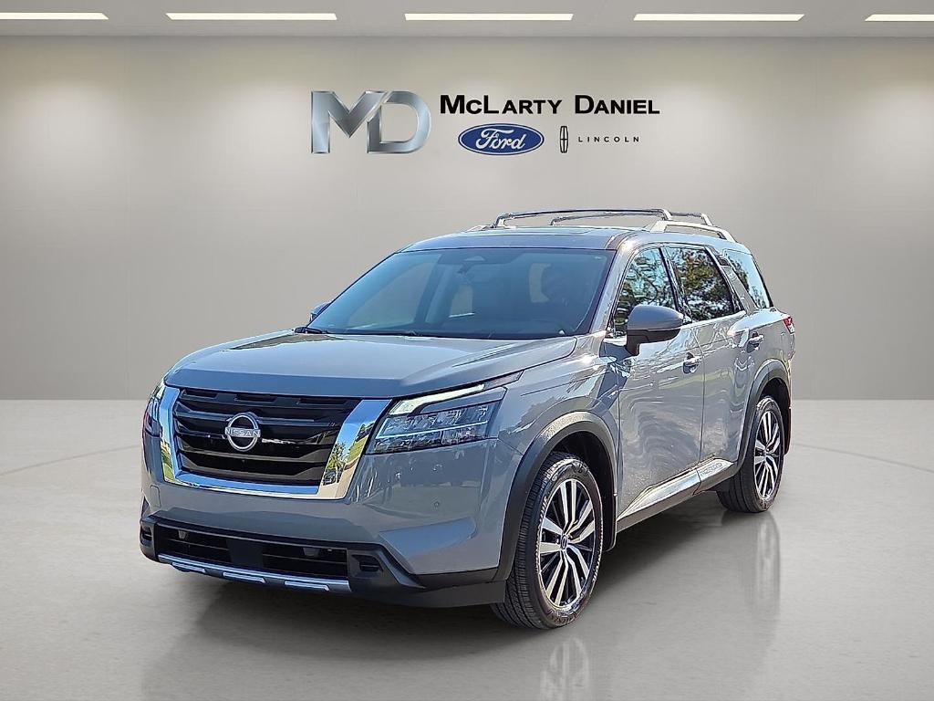used 2024 Nissan Pathfinder car, priced at $37,995