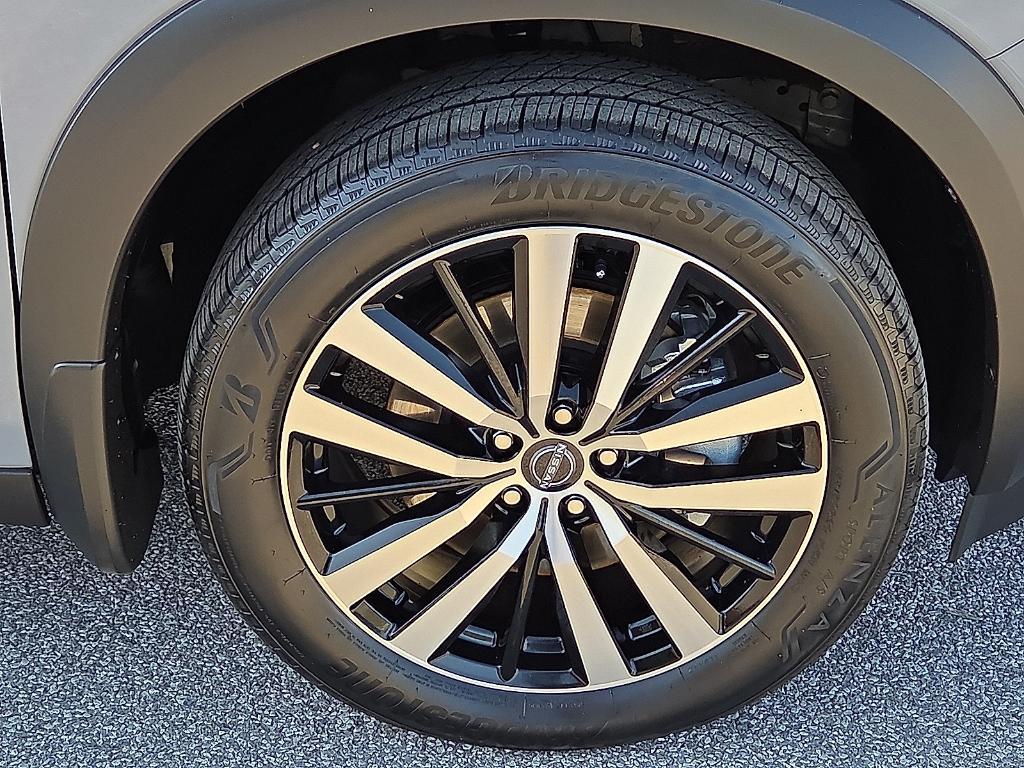 used 2024 Nissan Pathfinder car, priced at $37,995