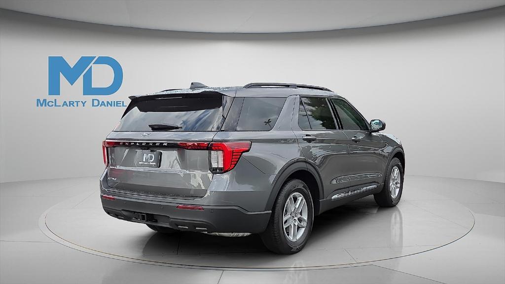 new 2025 Ford Explorer car, priced at $34,149