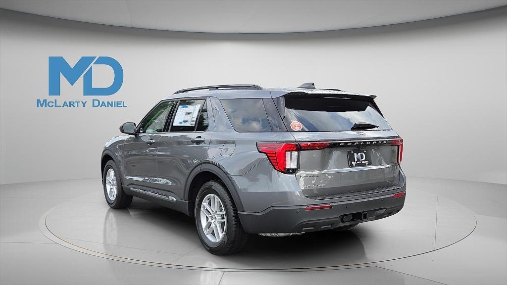 new 2025 Ford Explorer car, priced at $34,149