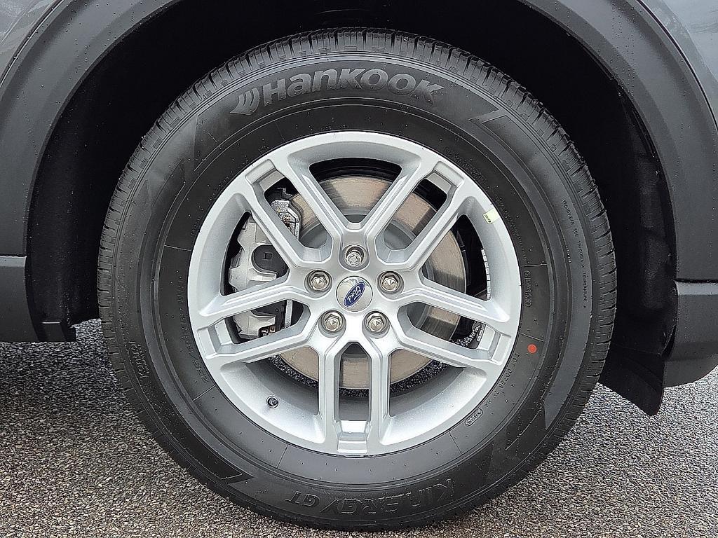 new 2025 Ford Explorer car, priced at $34,149