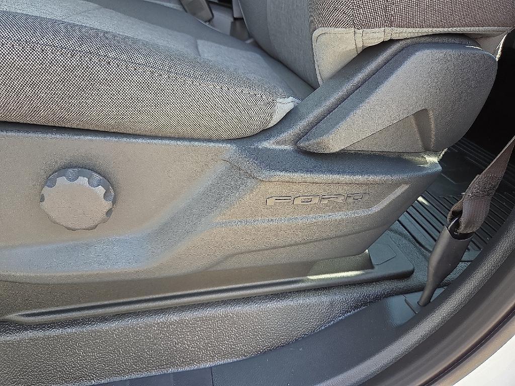 new 2025 Ford F-250 car, priced at $59,558