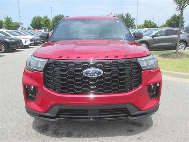 new 2025 Ford Explorer car, priced at $40,252