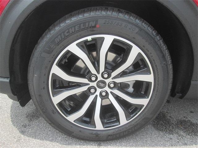 new 2025 Ford Explorer car, priced at $40,252