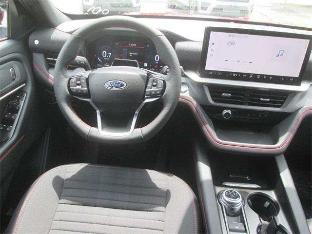 new 2025 Ford Explorer car, priced at $40,252