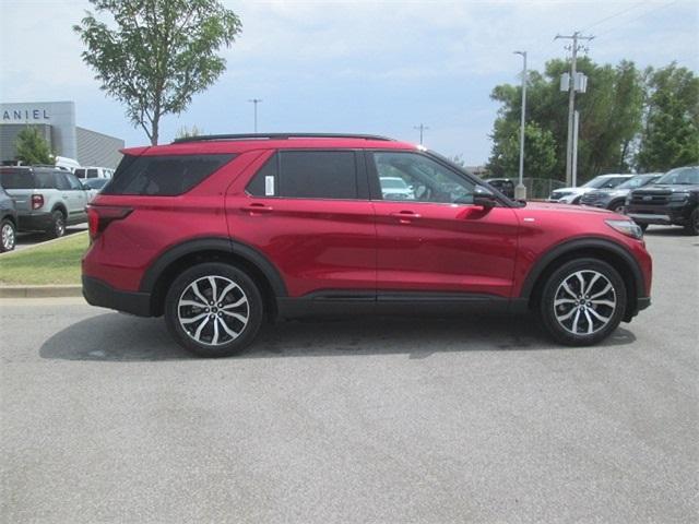 new 2025 Ford Explorer car, priced at $40,252