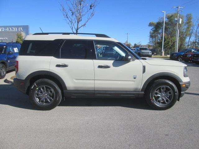 new 2024 Ford Bronco Sport car, priced at $28,593