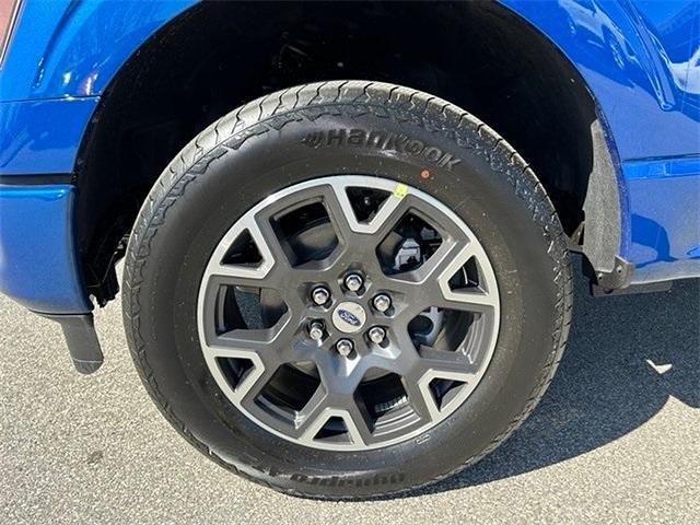 new 2025 Ford F-150 car, priced at $40,614